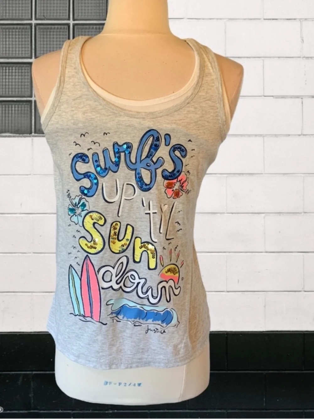 Justice Top Graphic Tank Girls fits 14 Beach Tee